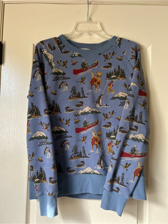 L.L. Bean Tops - L.L. Bean Light Blue Outdoor Scene Crewneck Sweatshirt